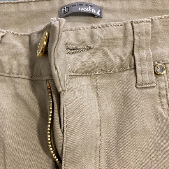 NWTS Tan Shorts - Picture 4 of 14